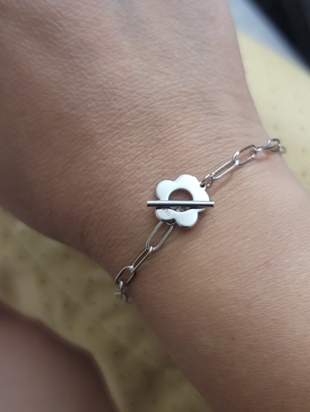 Sterling Silver Flower Toggle Chain Bracelet - Silver